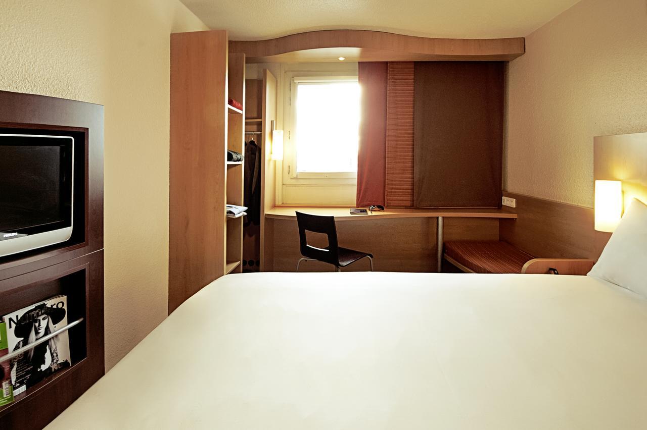 Отель Ibis Beauvais Aeroport Экстерьер фото